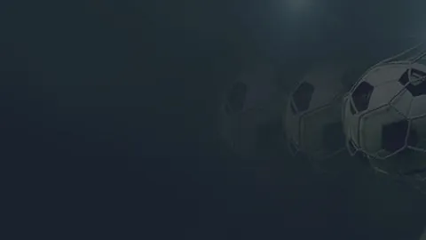 荷兰官方宣布：廷贝尔因健康问题将缺席与西班牙的欧国联比赛