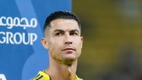 羽毛球涨势远超黄金，抢购热潮价格狂飙，消费者苦不堪言……