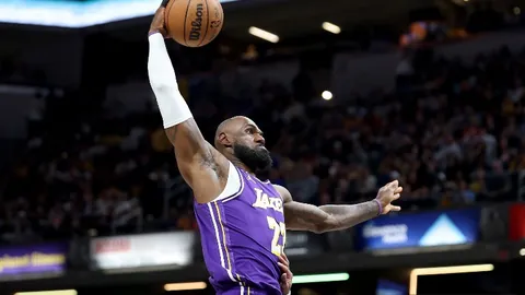 桑乔欧冠首秀再放异彩，多特再夺佳绩